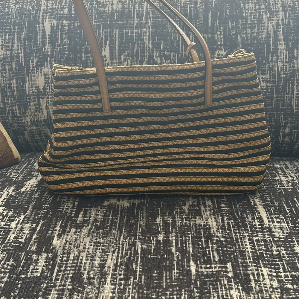 Eric Javits Tote - Picture 4 of 9